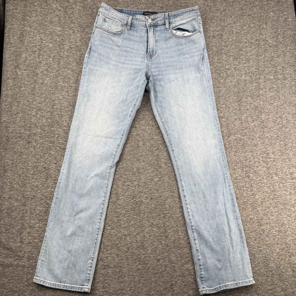 Aeropostale Athletic Straight Jeans Mens 32x34 Light Wash Denim Coolmax Stretch